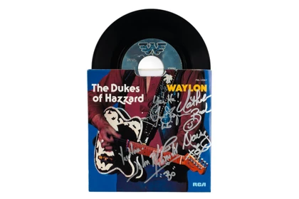 Dukes Of Hazzard 45 (Bach Wopat Schneider)