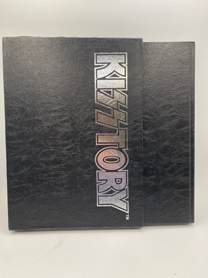 Kisstory: 440 Pages from the Bands Own Private Collection/Signed and Limited Edition
