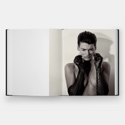 Linda Evangelista Photographed by Steven Meisel