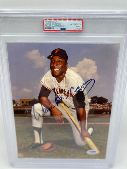 WILLIE MCCOVEY AUTOGRAPHED 8 x 10 PHOTO 