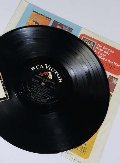 Twangin' The Golden Hits