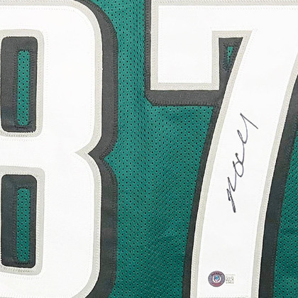 Brent Celek Signed Philadelphia Green Football Jersey (Beckett)