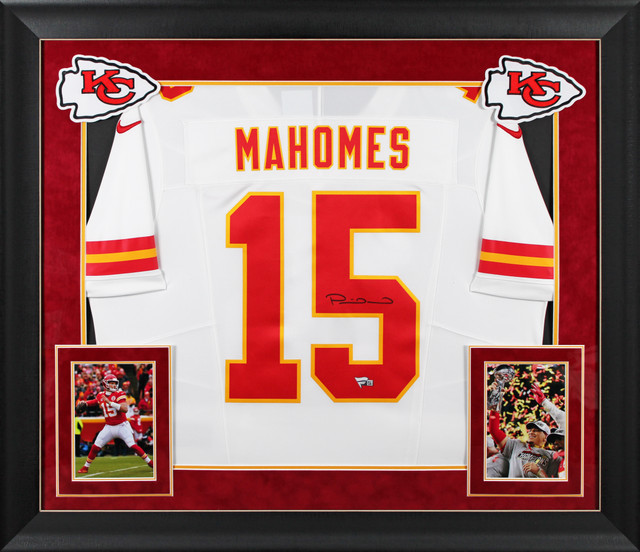 Chiefs Patrick Mahomes Authentic Signed White Nike Limited Jersey
