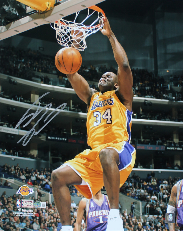 Lakers Shaquille O'Neal Signed 16x20 Vertical Dunk Photo Purple
