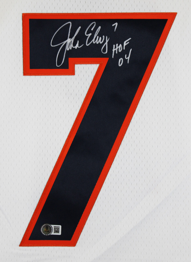 Broncos John Elway "HOF 04" Authentic Signed White 1998 M&N TB Jersey BAS Wit Broncos John Elway "HOF 04" Authentic Signed White 1998 M&N TB Jersey BAS Wit