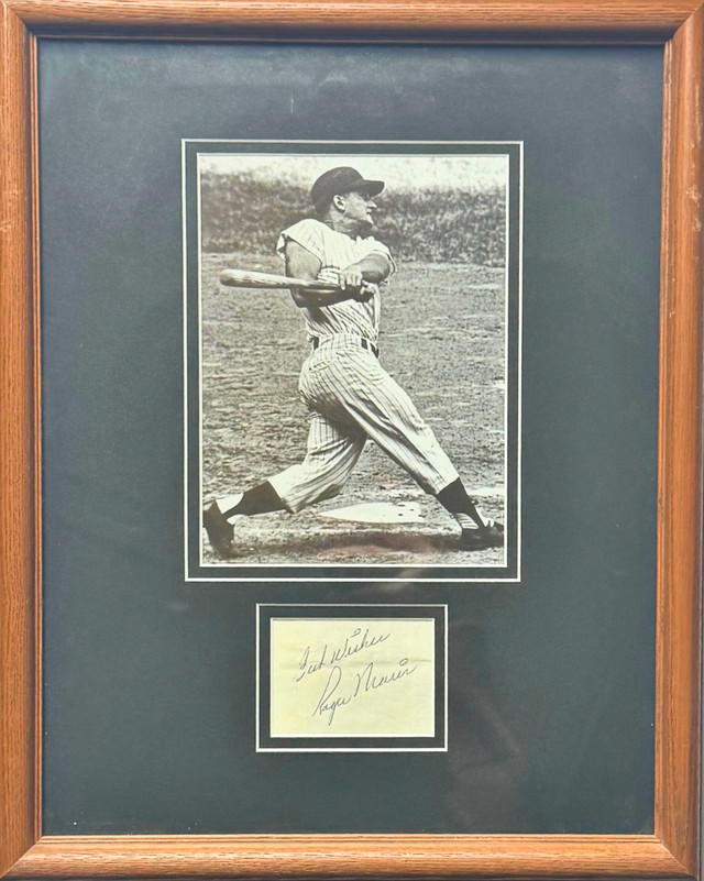 Yankees Roger Maris Signed and Framed Photo Yankees Roger Maris Signed and Framed Photo