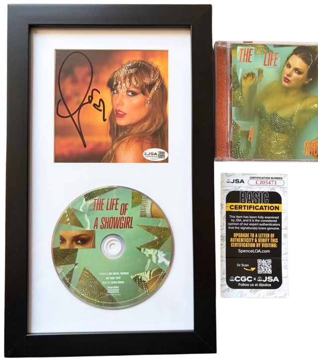 THE LIFE OF A SHOWGIRL CDサインPHOTO1① The Life of a Showgirl CD + Hand Signed Photo 1 Framed