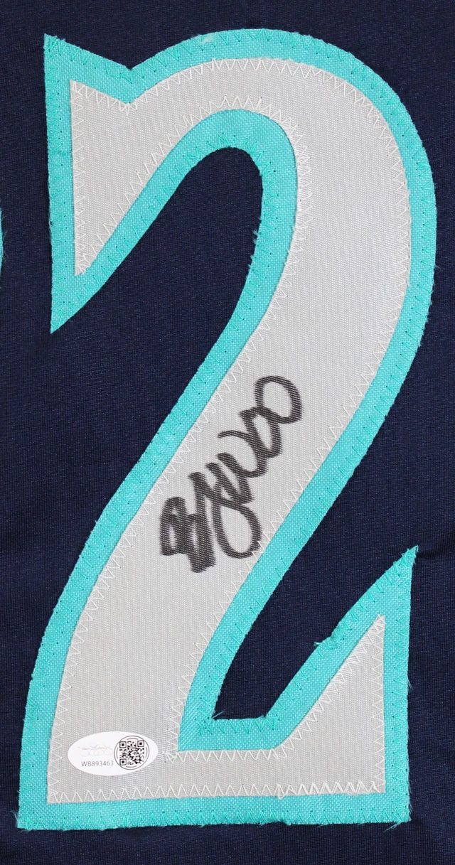 Signed Baseball Collectibles & Memorabilia - Page 29