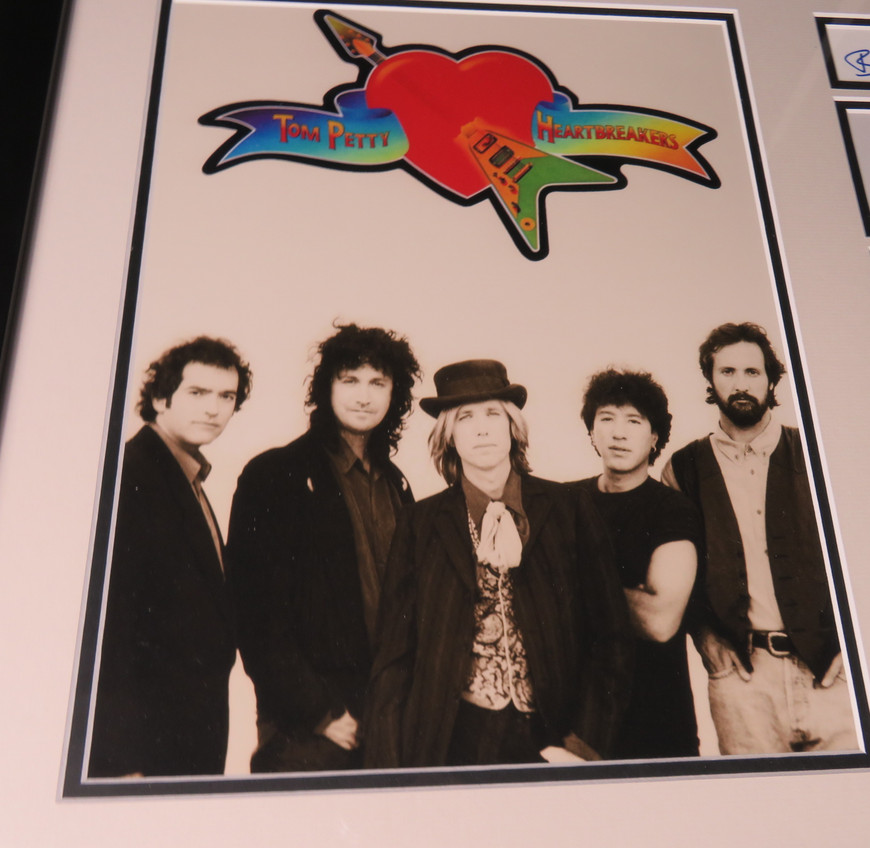 TOM PETTY signed autographed photo Rock the Heavens COA Hologram main image 1