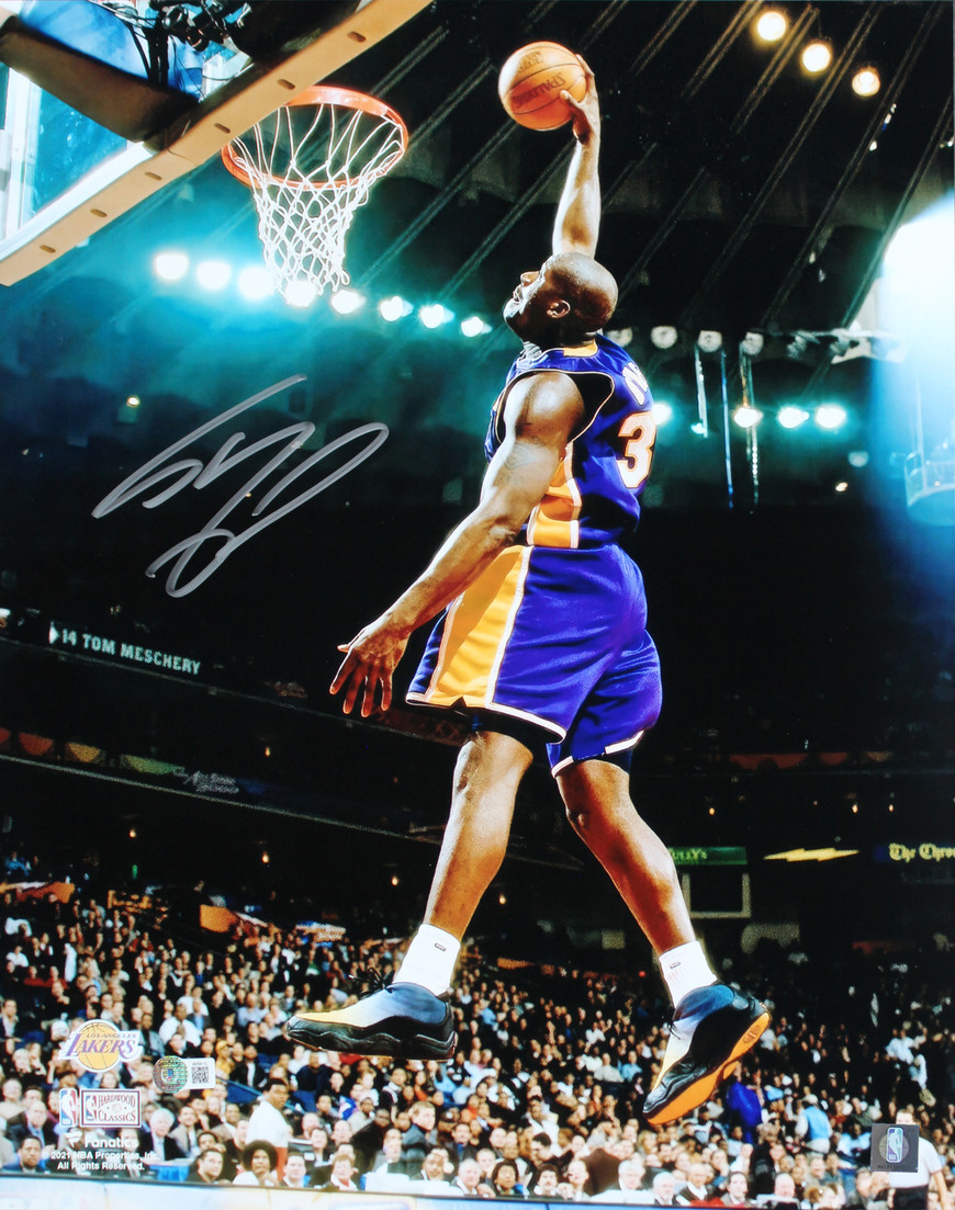 Lakers Shaquille O'Neal Signed 16x20 Vertical Dunk Photo Purple