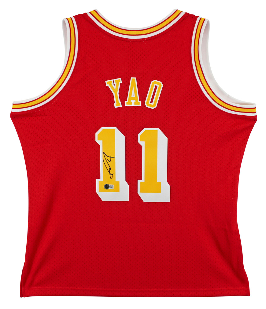 Rockets Yao Ming Signed Red M&N 2004-05 HWC Swingman Jersey BAS