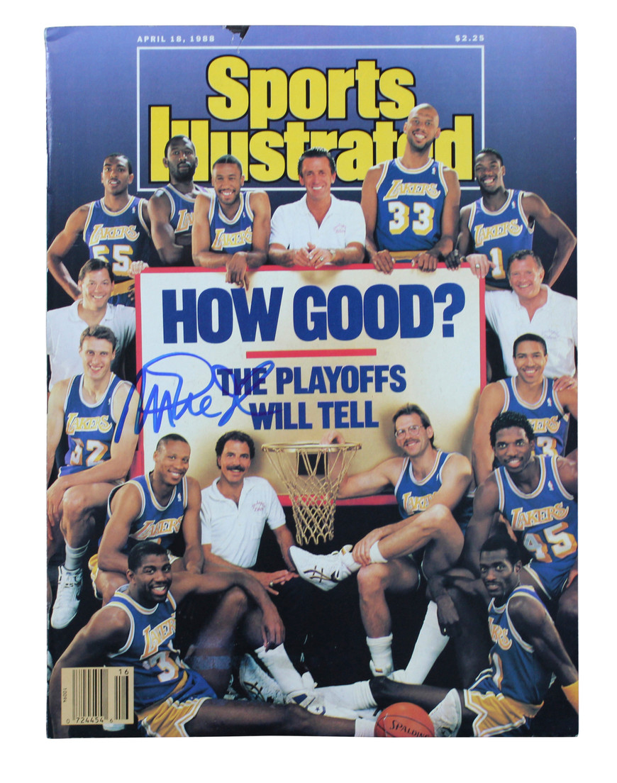 Lakers Magic Johnson Signed April 1988 Sports Illustrated Magazine