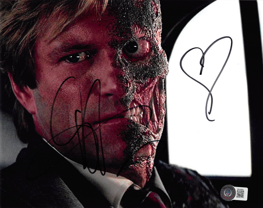Aaron Eckhart Batman The Dark Knight Signed 8x10 Photo w/ Black
