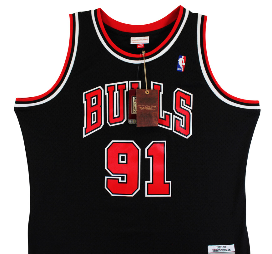 Bulls Dennis Rodman Signed Black M&N HWC Swingman Jersey w/ Black
