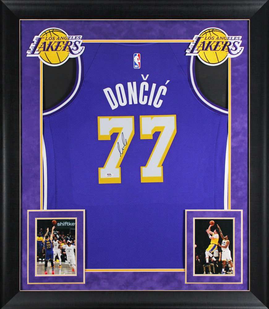 ZOOS バスケットボール ユニフォーム DÜSSELDORF 9 YUKA Lakers Luka Doncic Signed Purple Nike Swingman Framed Jersey PSA
