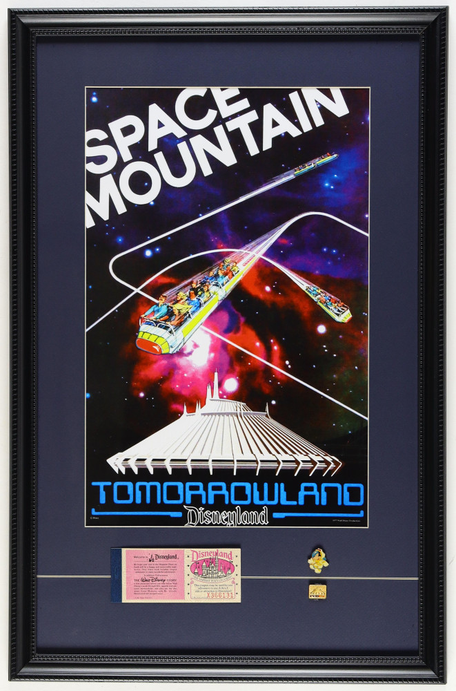 小物 TOMORROWLAND PILGRIM SOVEREIGN Nicky Space Mountain Tomorrowland Custom Framed Display - (Signed