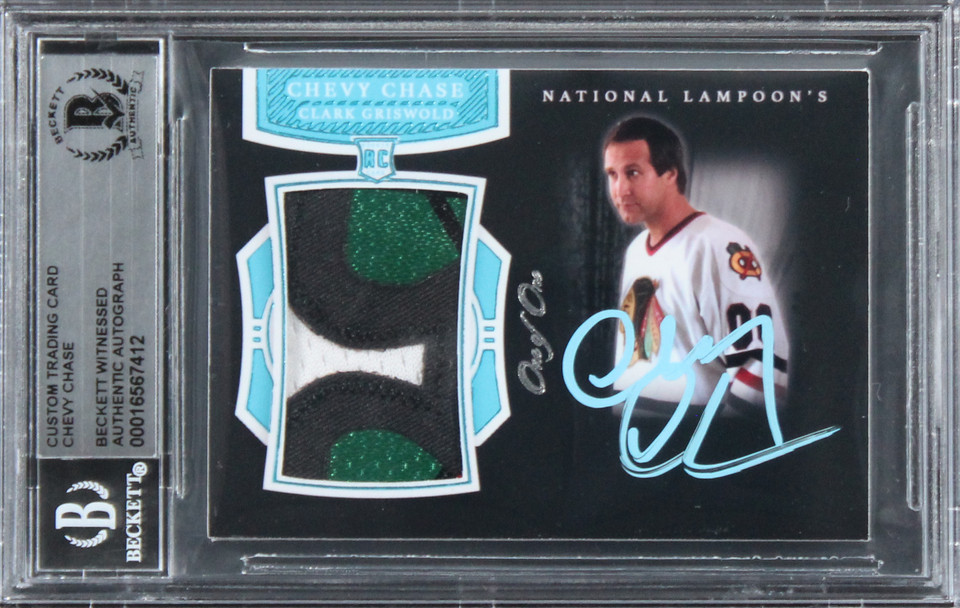chevy-chase-christmas-vacation-signed-relic-card-one-of-one-bas-slab-16567412