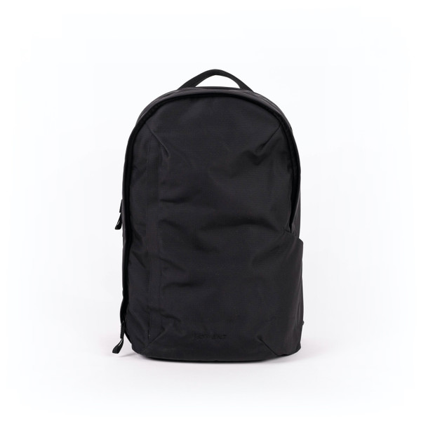 Moment - Everything Backpack 28L - Black