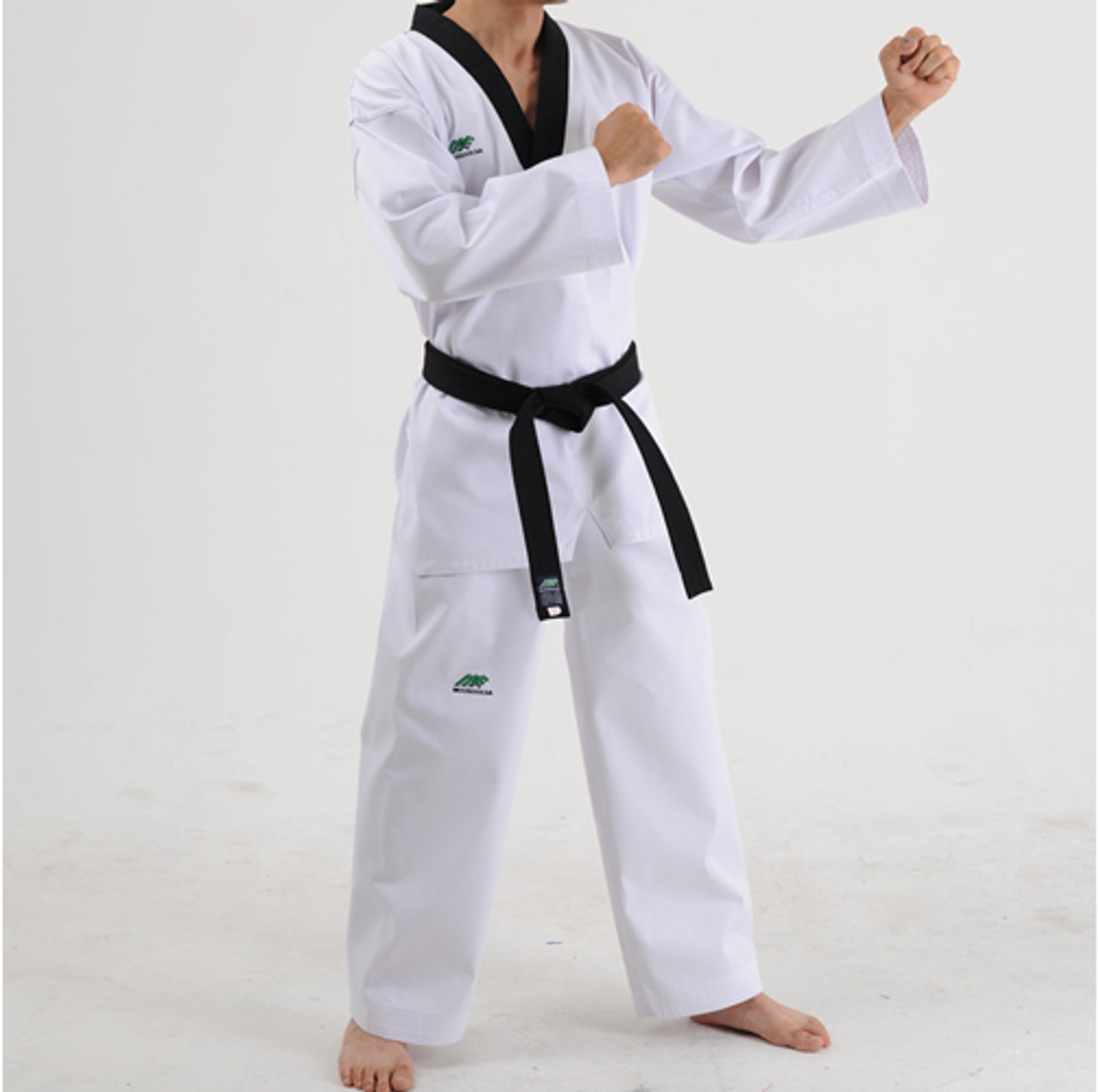 black belt taekwondo uniform