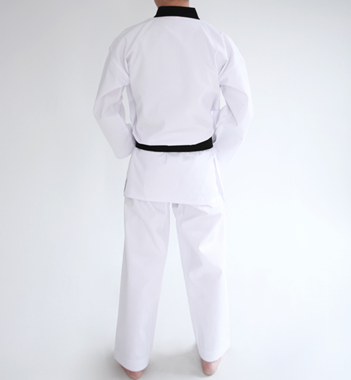 Elegant Tai Chi Uniform for Martial Arts Competition