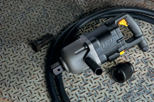 Ingersoll Rand 3955B2TiEX Atex Air Impact Wrench | 1-1/2" Drive Size | 2750 RPM | 5000 (ft-lbs) Max Torque