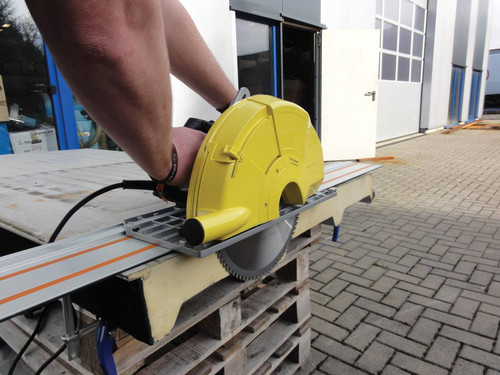 CS Unitec 608270 U Dry Cutting Circular Saw | 12-5/8" Diameter | 1,400 RPM