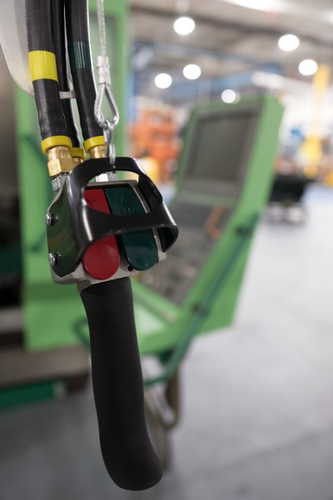 Ingersoll Rand CL125K-2C20-C16U CLK Series Air Chain Hoist | 1/8 Ton Capacity | 20 ft Lift | 16 Drop | Steel Snap Hook | Pendent Control