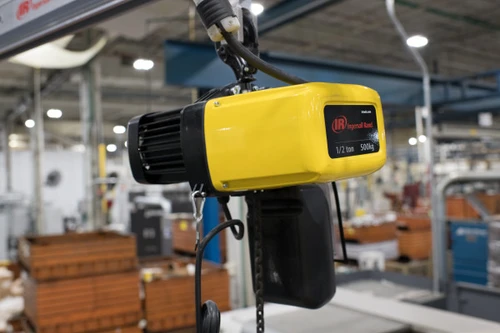 Ingersoll Rand ELK50-1ND50H-15-11-3CF15 ELK Series Electric Chain Hoist | 1/2 Ton Capacity | 15 ft Lift | 11 ft Drop | Hook Suspension | Pendant Control