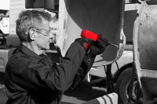 Chicago Pneumatic CP7150 Heavy-Duty Pistol Grip Air Hammer | 0.401" Round Shank | 2,300 BPM | 0.75" Bore | 3.5" Stroke