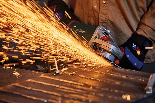 United Abrasives 51009 Fiber Disc | 5" Diameter | 7/8" Arbor Hole | 7S Ceramic 50 Grit | 12200 Max RPM | Sold by Pack of 150