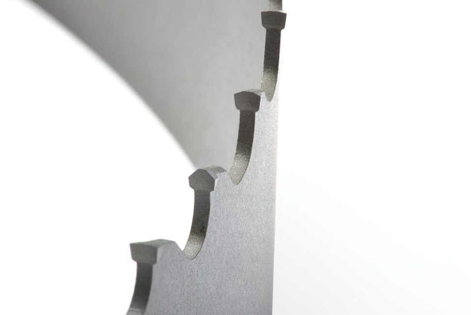 Lenox 1958680 MX L1 Carbide Band Saw Blade | 15' Length | 1-1/2" Width | 0.05" Thickness | 2/3" TPI