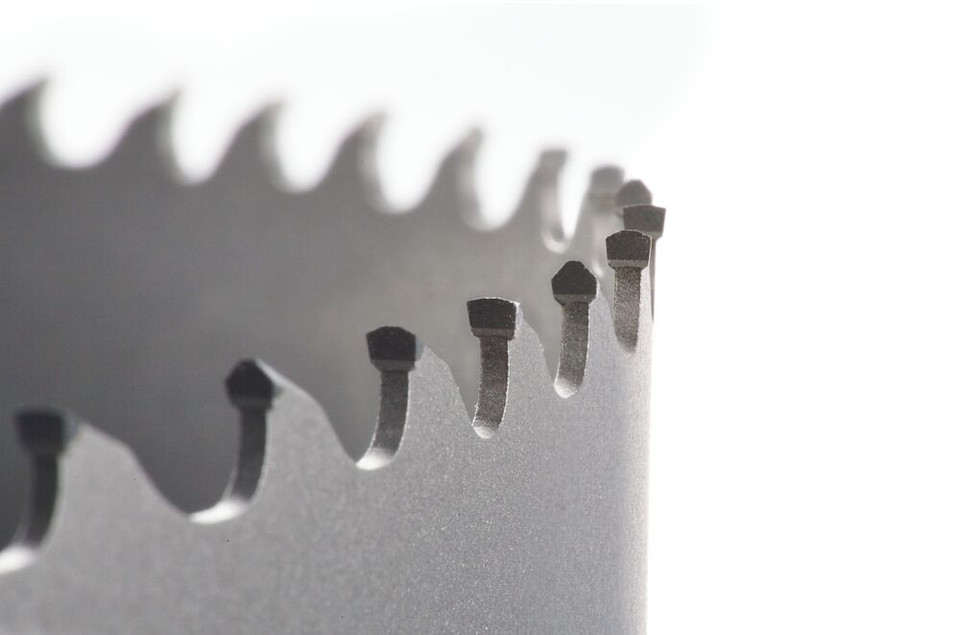 Lenox 2021978 VP  Carbide Band Saw Blade | 16' 8" Length | 1-1/4" Width | 0.042 Thickness | 1.4/2.0" TPI