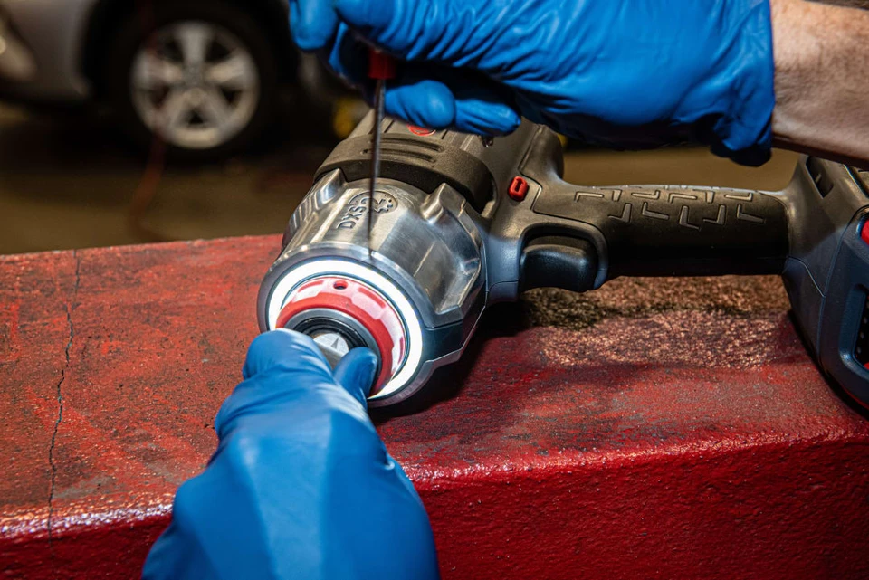 Ingersoll Rand Ingersoll Rand DXS2 Cordless Impact Wrench Kit | W7153-K22 | 1600 (ft-lbs) Torque | 1/2" Square Drive