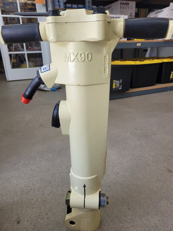 Ingersoll Rand MX90A Heavy-Duty Pavement Breaker | 1-1/8" x 6" Shank Size | 1250 BPM | 5.75" Stroke | 2.62" Bore