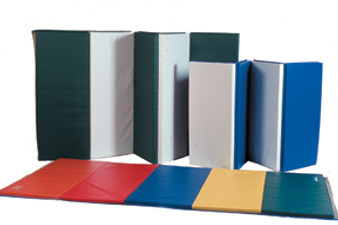 CanDo® Accordion Mat - 1-3/8" EnviroSafe® Foam with Cover - 6' x 12' - Specify Alternating Colors