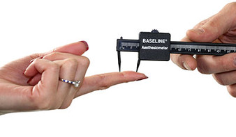 Using the Baseline 12-1480 Plastic Aesthesiometer 2-point Discriminator Tactile Test Extended