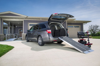 EZ-ACCESS, Suitcase Singlefold (Applied Surface) Ramp, 6ft with car