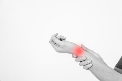 Treating Post-Op Carpal Tunnel Patients with Physical Therapy