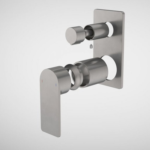 Urbane II Bath/Shower Mixer With Diverter Trim Kit - Rectangular Cover Plate - Gunmetal [196262]