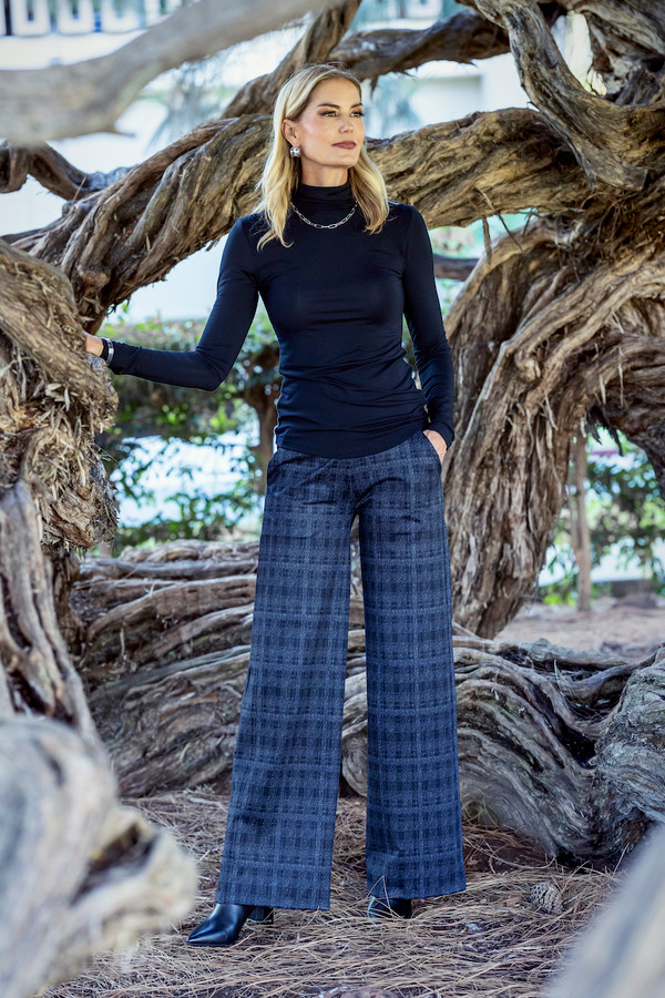 Today's Everyday Fashion: Perfect Plaid Pants — J's Everyday Fashion