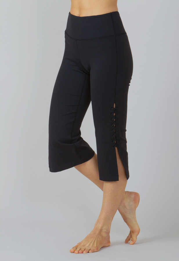 Wide Leg Bamboo Yoga Pant - Capri Length – Naturally Canada