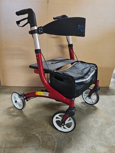 Showroom PAB810RE LOW SEAT X-FOLD ROLLATOR Showroom PAB810RE LOW SEAT X-FOLD ROLLATOR