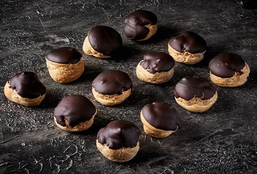 Dark chocolate profiteroles