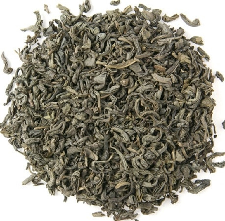 uure Organic Superior Pearl River Green Tea Closeup
