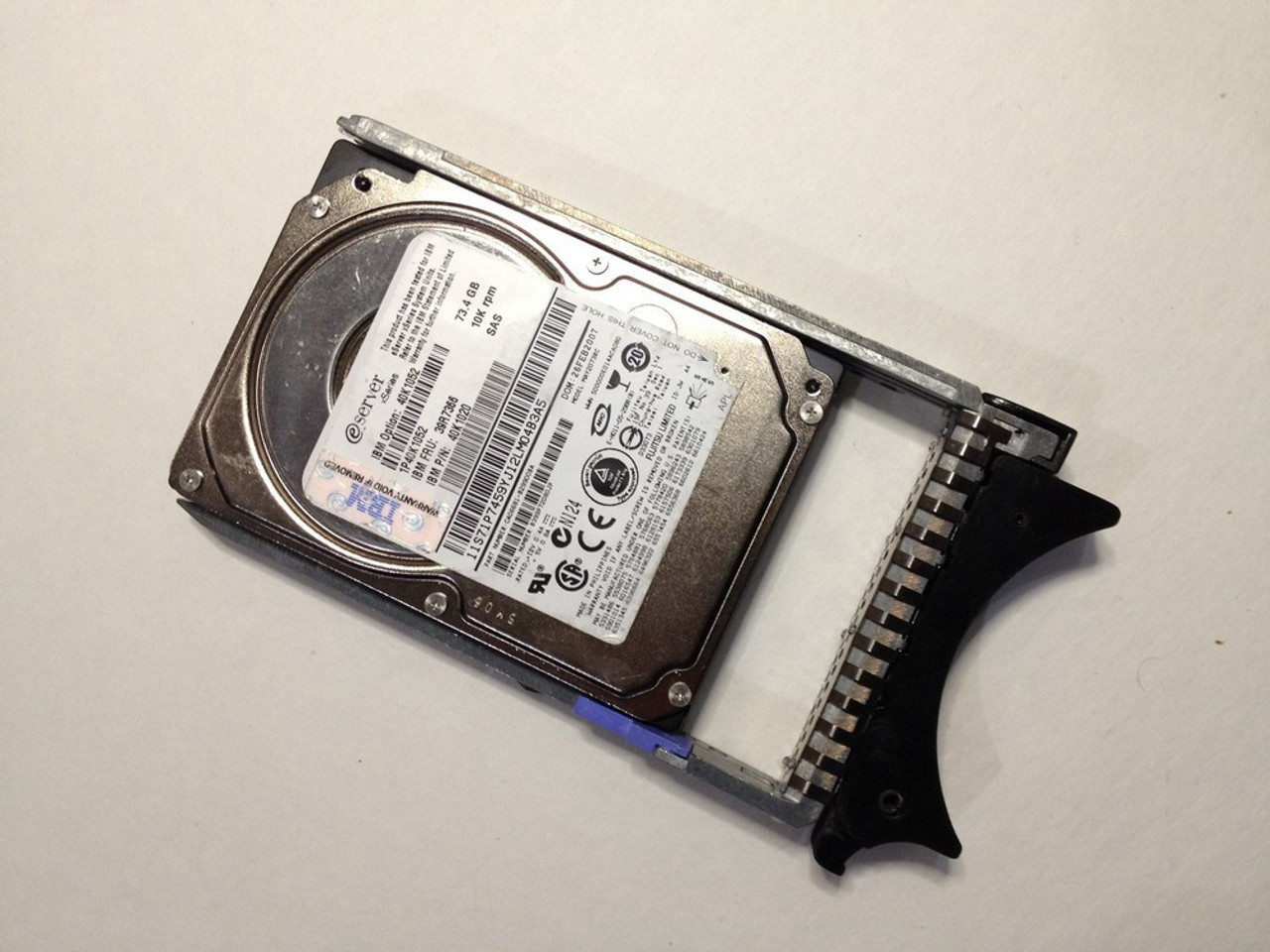 IBM 73GB 10K RPM SAS 2.5 INCH HARD DRIVE 26K5657