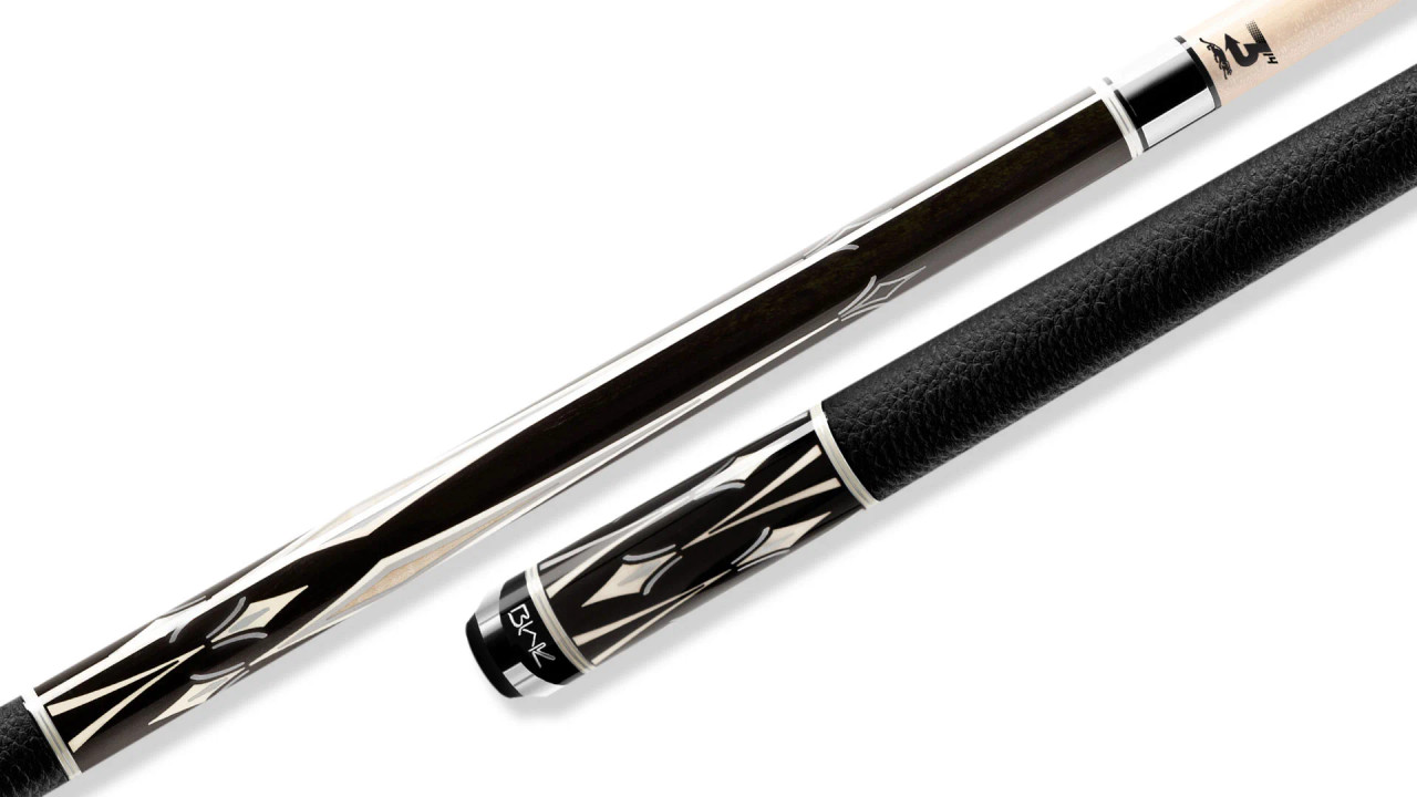 Predator Blak4 3 Pool Cue (With 11.8mm REVO Radial)