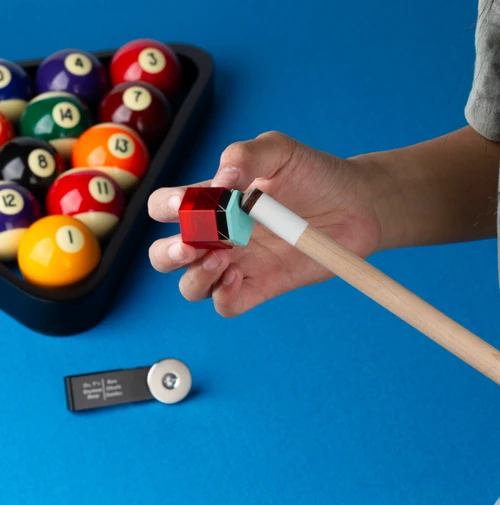 Dr. V's QCNEO Neo Magnetic Chalker - Hexagon (RED)