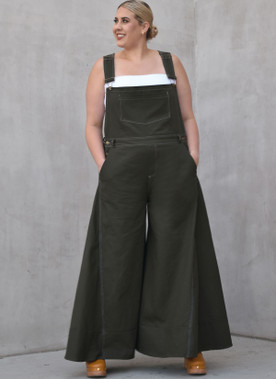 M7908 Misses'/Miss Petite Jumpsuits