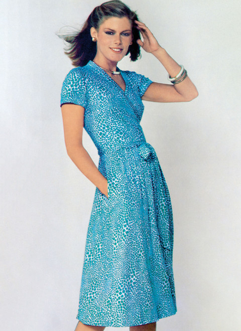 Vogue Patterns V2040 | Vogue Patterns Misses' Front Wrap Dresses by Diane von Furstenberg