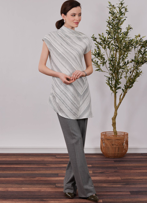 S3233 | Simplicity Sewing Pattern Misses' Draped Top in Three